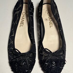 CHANEL Black Lace Bow Flats